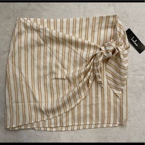 NEW Lulu’s Wrap Skirt | Size Large